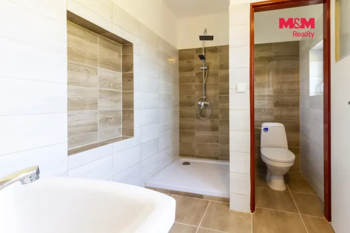 Pronájem rodinného domu, Bušovice - Sedlecko, 300 m2