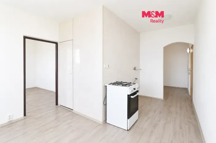 Prodej bytu 3+1, Sokolov, Slavíčkova, 60 m2