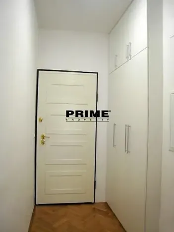 Pronájem bytu 2+kk, Praha - Vinohrady, Vinohradská, 50 m2