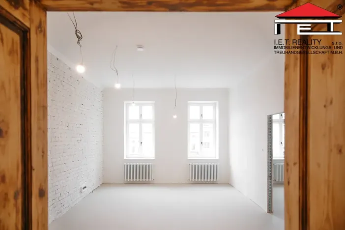 Prodej kanceláře, Frýdek-Místek, Zámecké nám., 89 m2
