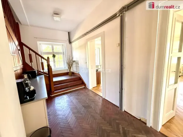 Pronájem kanceláře, Veltrusy, Palackého, 85 m2