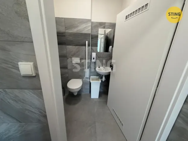 Pronájem obchodního prostoru, Ostrava, Syllabova, 70 m2