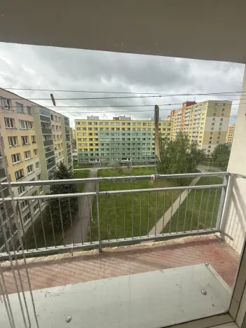 Prodej bytu 2+kk, Kladno, Jerevanská, 48 m2