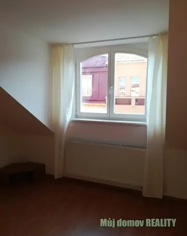 Pronájem bytu 2+kk, Praha - Bubeneč, Sochařská, 62 m2