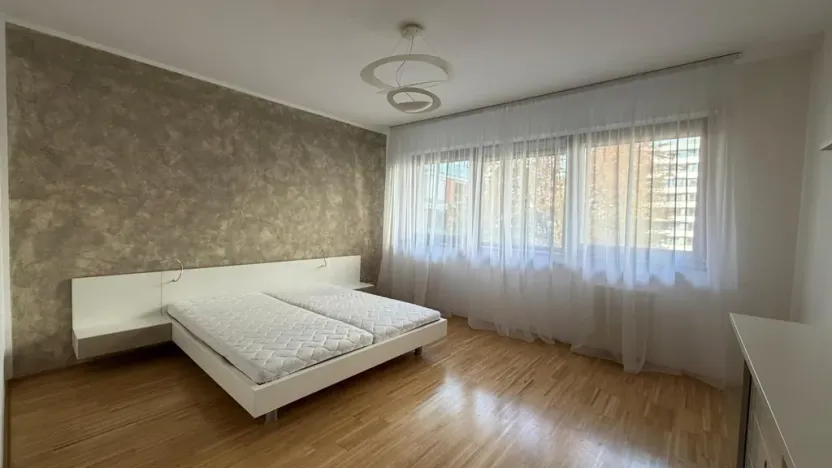 Prodej bytu 3+kk, Praha - Karlín, Rohanské nábřeží, 134 m2