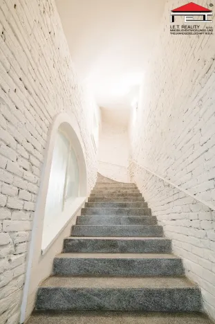 Prodej kanceláře, Frýdek-Místek, Zámecké nám., 74 m2