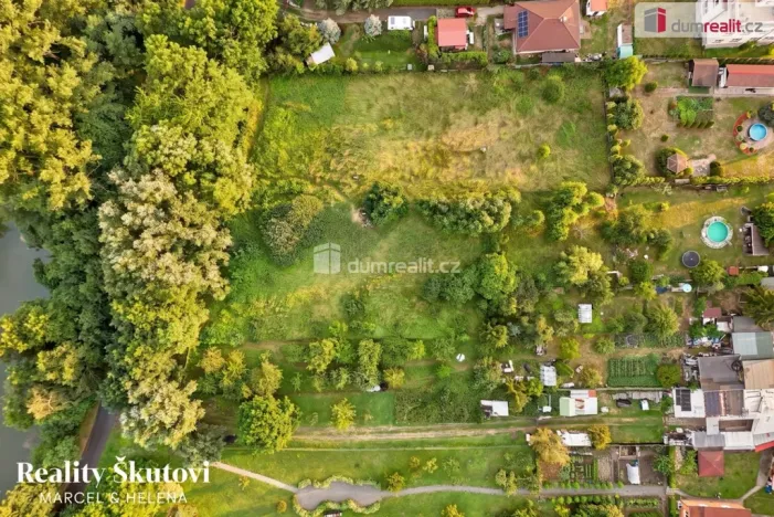 Prodej pozemku pro bydlení, Chabařovice, 902 m2
