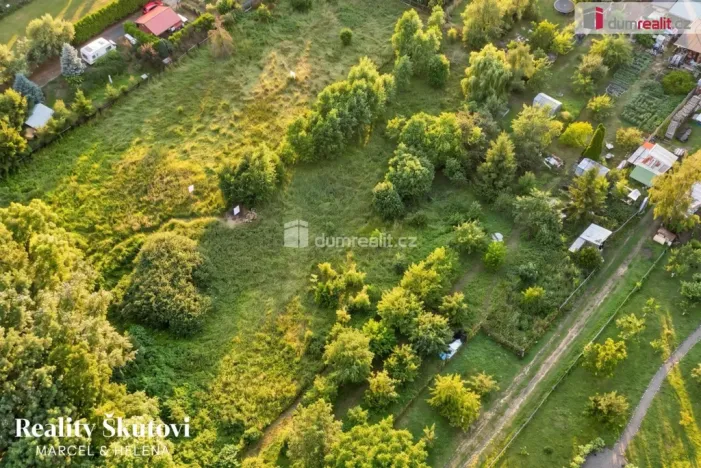 Prodej pozemku pro bydlení, Chabařovice, 902 m2