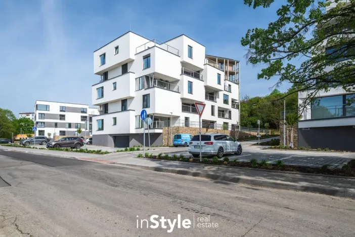 Pronájem bytu 1+kk, Uherské Hradiště, 28. října, 46 m2