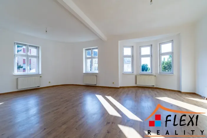 Pronájem bytu 2+1, Ostrava, Korunní, 105 m2