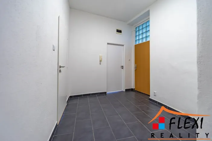 Pronájem bytu 2+1, Ostrava, Korunní, 105 m2