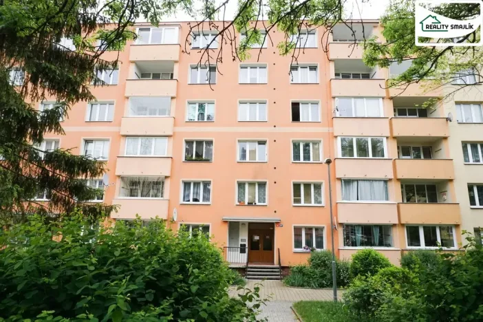 Pronájem bytu 1+1, Cheb, Valdštejnova, 35 m2