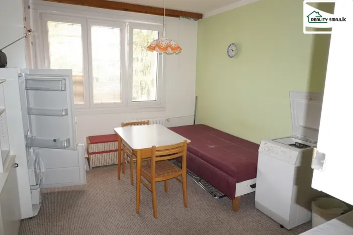 Pronájem bytu 1+1, Cheb, Valdštejnova, 35 m2