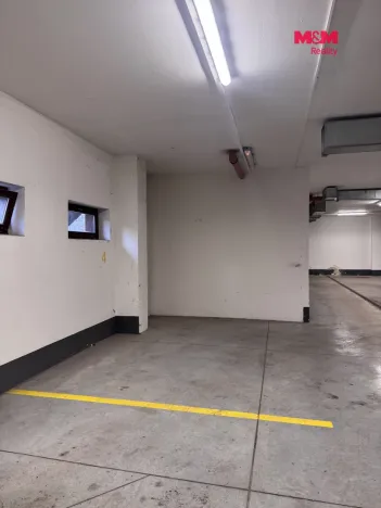 Prodej garážového stání, Špindlerův Mlýn, 12 m2