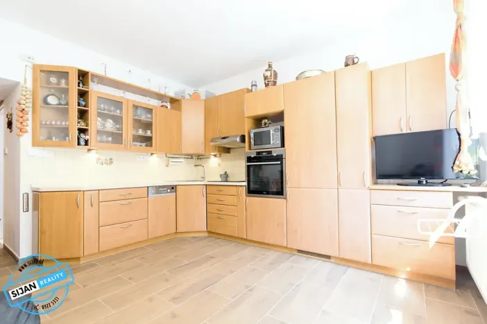 Prodej bytu 1+1, Krnov, Revoluční, 48 m2