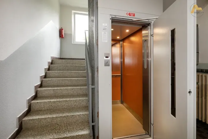 Pronájem bytu 3+1, Písek - Hradiště, Zahradní, 74 m2