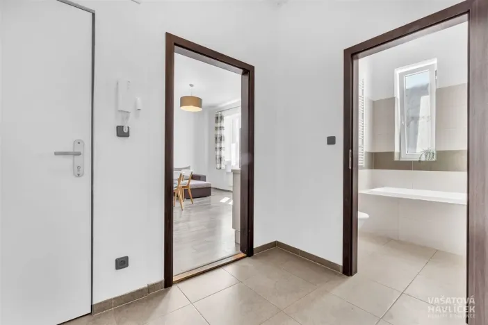 Prodej bytu 2+kk, Praha, Dolnoměcholupská, 45 m2