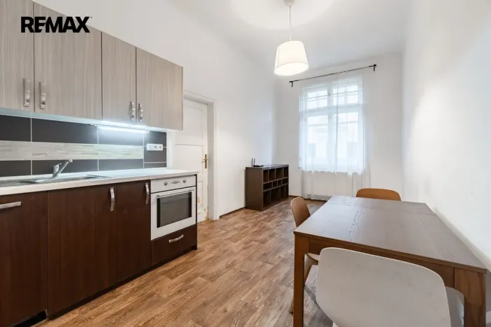Pronájem bytu 2+kk, Praha - Staré Město, Kaprova, 58 m2