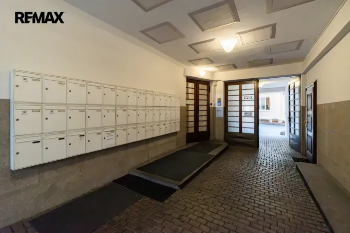 Pronájem bytu 2+kk, Praha - Staré Město, Kaprova, 58 m2