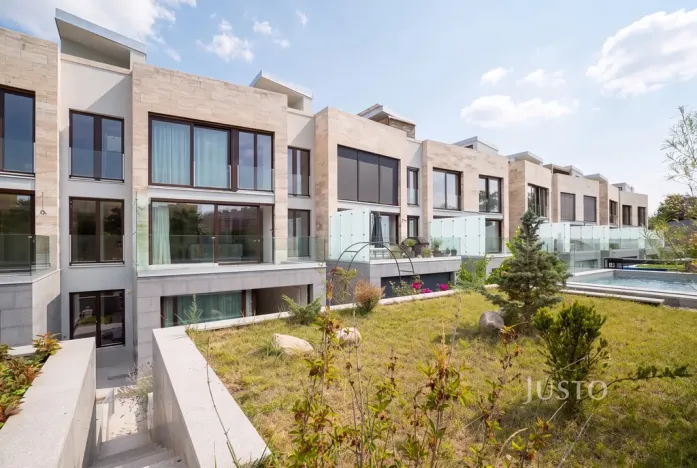 Prodej rodinného domu, Praha - Libuš, V Hrobech, 279 m2
