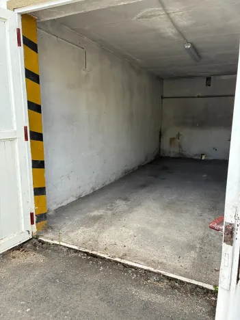 Pronájem garáže, Chodov, U Porcelánky, 22 m2
