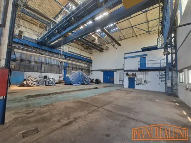 Pronájem skladu, Uherský Brod, Nivnická, 500 m2