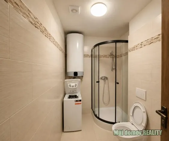 Pronájem bytu 1+kk, Praha - Hloubětín, Kukelská, 27 m2
