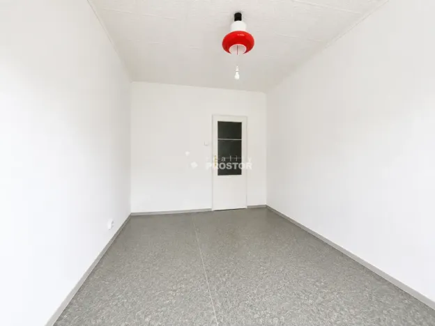 Prodej bytu 3+1, Praha - Prosek, Pískovcová, 77 m2