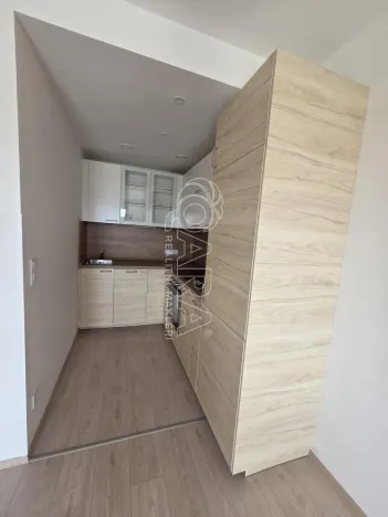 Pronájem bytu 2+kk, Praha - Uhříněves, Františka Diviše, 44 m2