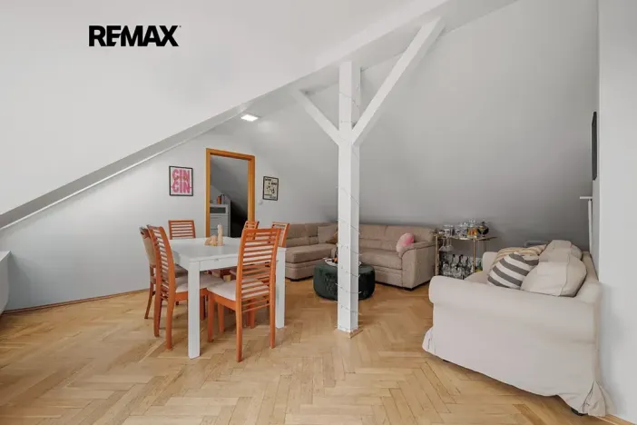 Prodej bytu 4+1, Praha - Nové Město, Lípová, 166 m2