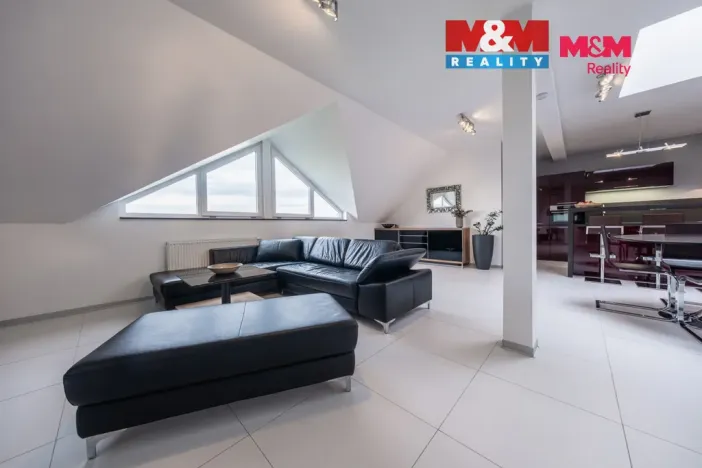 Prodej bytu 2+kk, Horoměřice, T. G. Masaryka, 95 m2