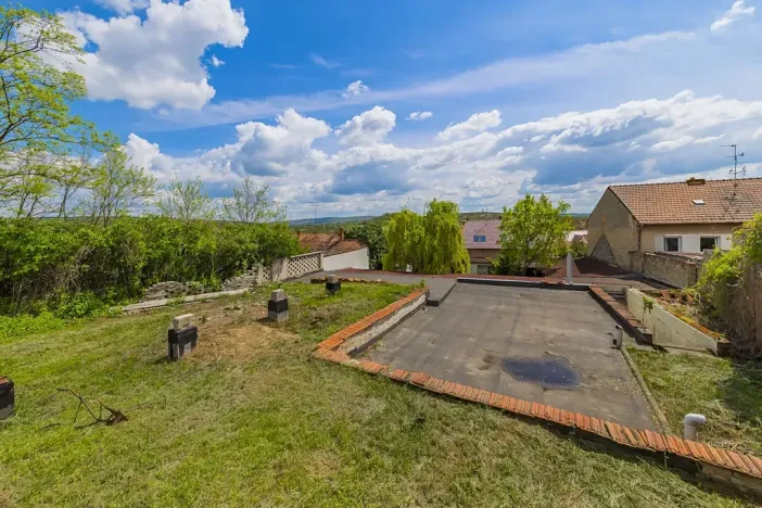 Prodej pozemku pro bydlení, Velké Pavlovice, Trávníky, 1840 m2