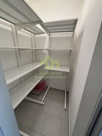 Pronájem bytu 2+kk, Plzeň, Vochovská, 48 m2