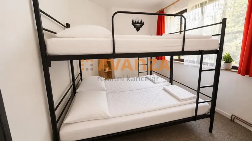 Prodej komerční nemovitosti, Děčín, Riegrova, 1200 m2