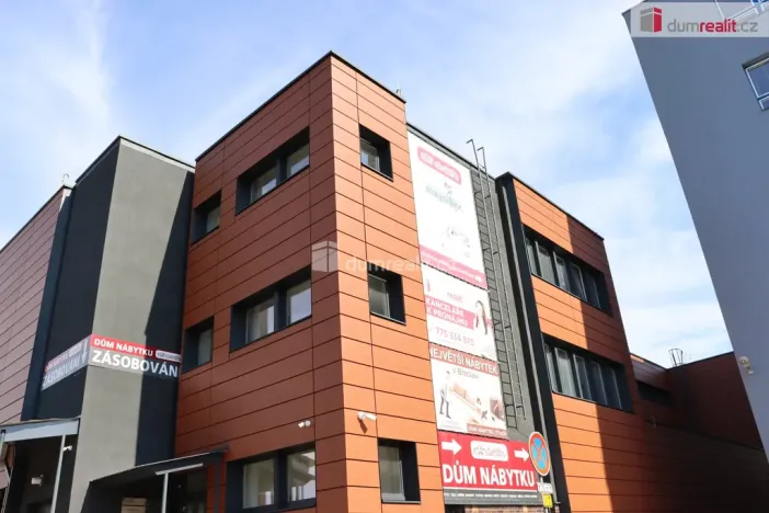 Pronájem kanceláře, Břeclav, náměstí T. G. Masaryka, 38 m2