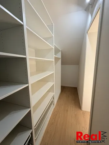 Pronájem bytu 3+kk, Pohořelice, U Kasáren, 69 m2