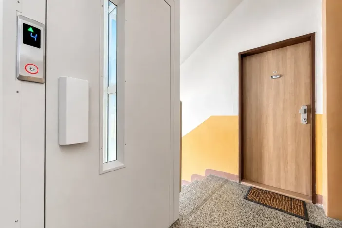 Prodej bytu 3+1, Jirkov, Jezerská, 72 m2