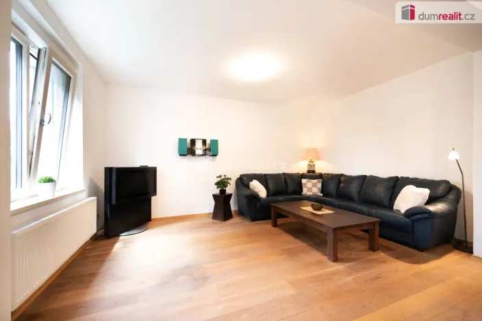 Prodej rodinného domu, Praha - Dolní Chabry, Ledčická, 224 m2