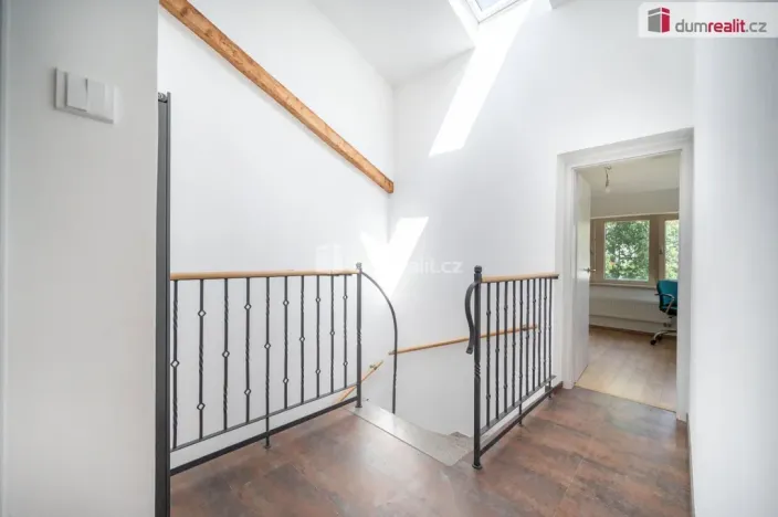 Prodej rodinného domu, Praha - Dolní Chabry, Ledčická, 224 m2