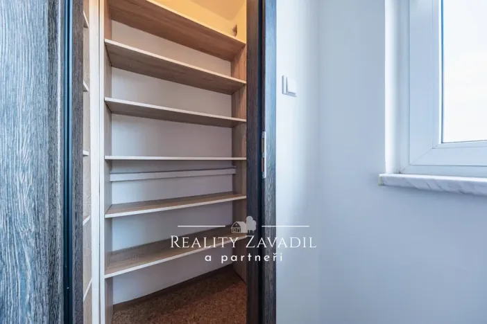 Prodej bytu 3+1, Říčany, Bezručova, 70 m2