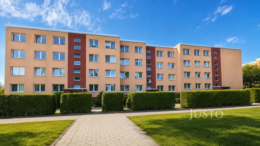 Prodej bytu 4+kk, Kamenice, Sídliště II, 77 m2