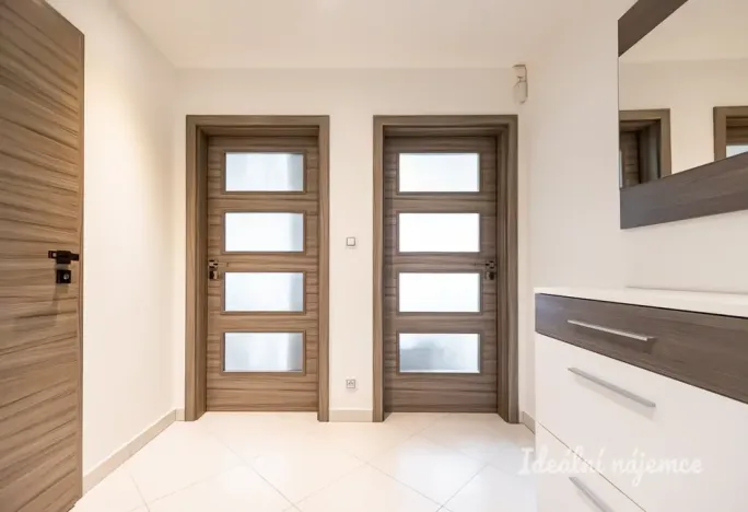 Pronájem bytu 2+kk, Praha - Žižkov, Olšanská, 50 m2