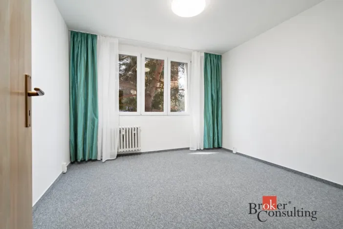 Pronájem bytu 2+1, Plzeň - Skvrňany, Křimická, 52 m2