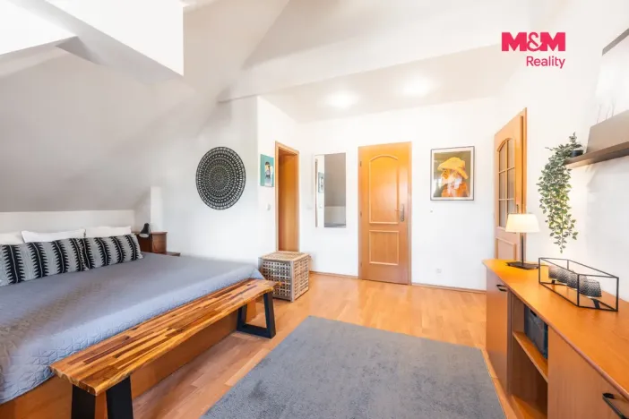 Prodej komerční nemovitosti, Luhačovice, Masarykova, 180 m2