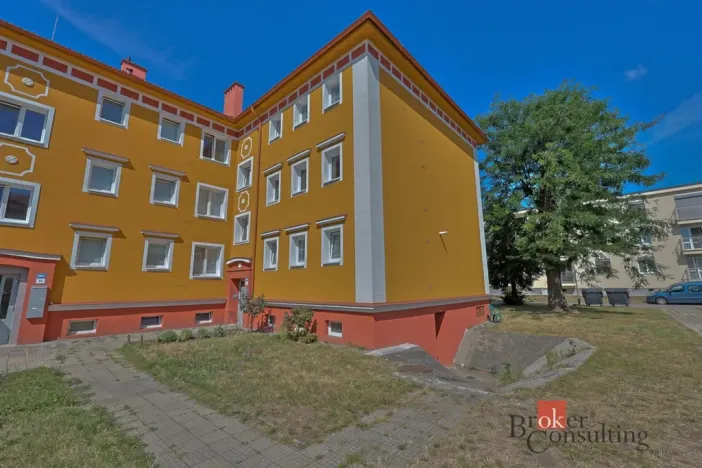 Prodej bytu 2+1, Hodonín, J. Suka, 58 m2