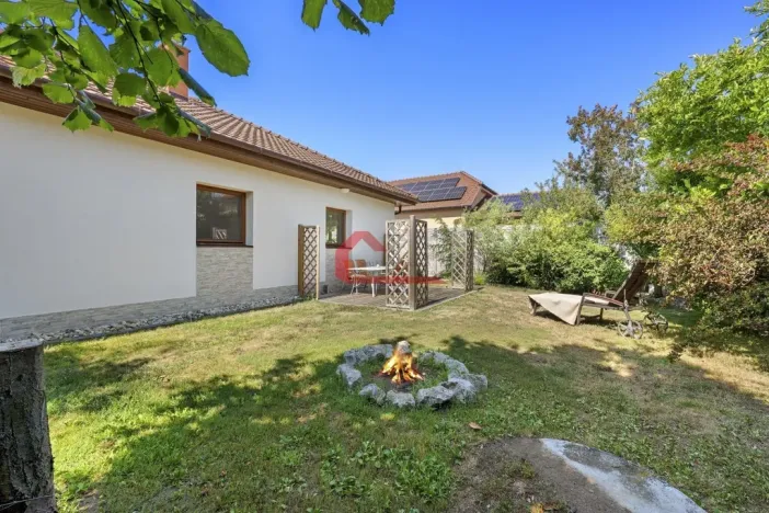 Prodej rodinného domu, Velké Bílovice, Morávky, 177 m2