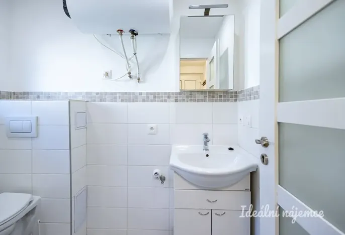 Pronájem bytu 1+kk, Říčany - Voděrádky, Voděradská, 31 m2
