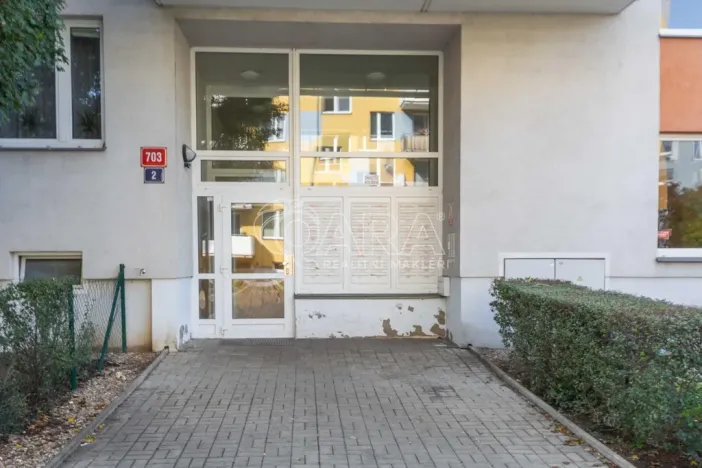 Pronájem bytu 2+kk, Praha - Letňany, Zlonická, 59 m2