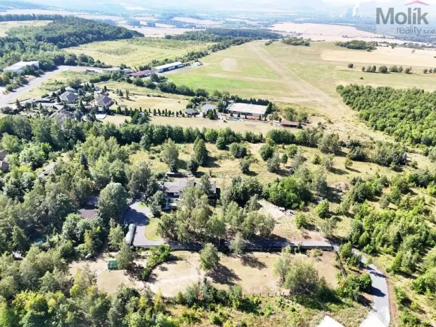 Prodej pozemku pro bydlení, Zabrušany - Straky, 3706 m2