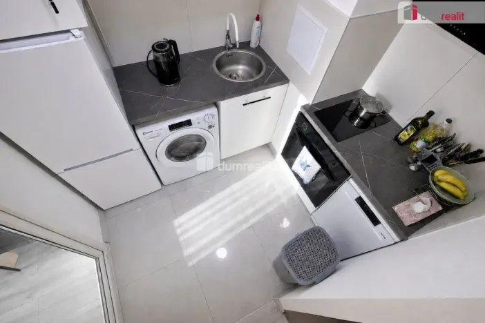 Prodej bytu 2+kk, Neratovice, Kojetická, 39 m2